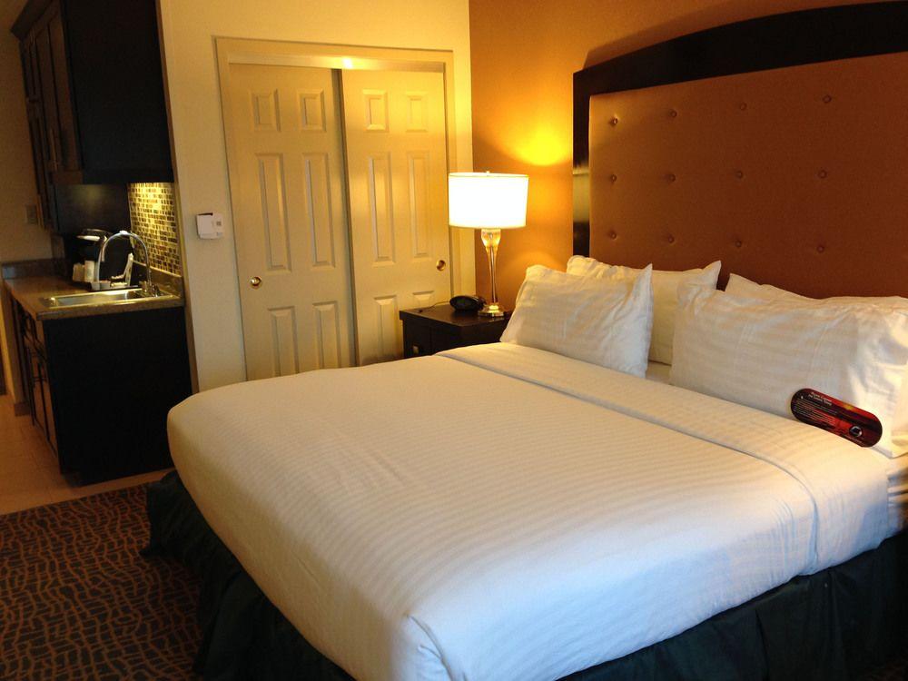 Holiday Inn Express Hotel & Suites Mobile Saraland By Ihg Bagian luar foto