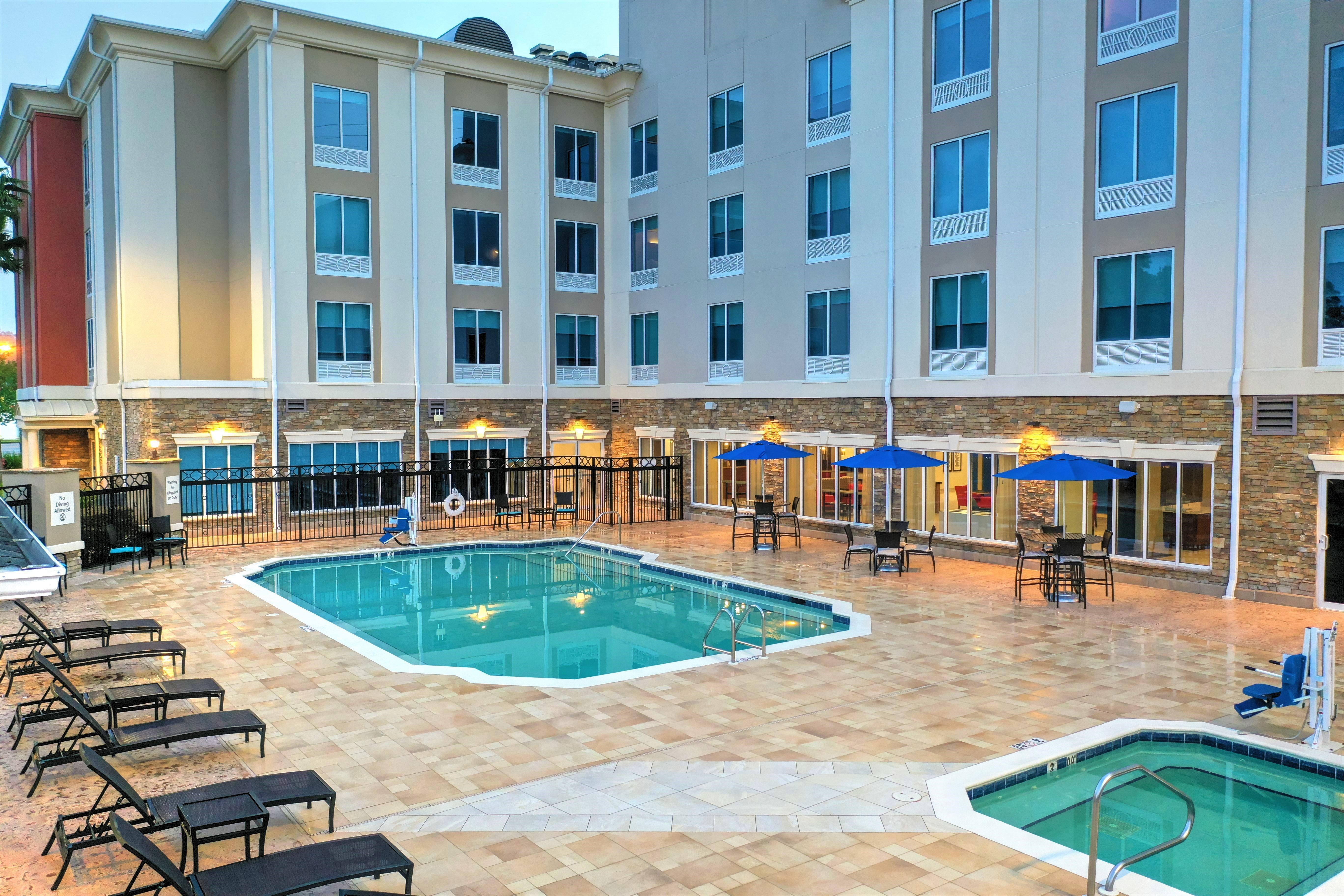Holiday Inn Express Hotel & Suites Mobile Saraland By Ihg Bagian luar foto
