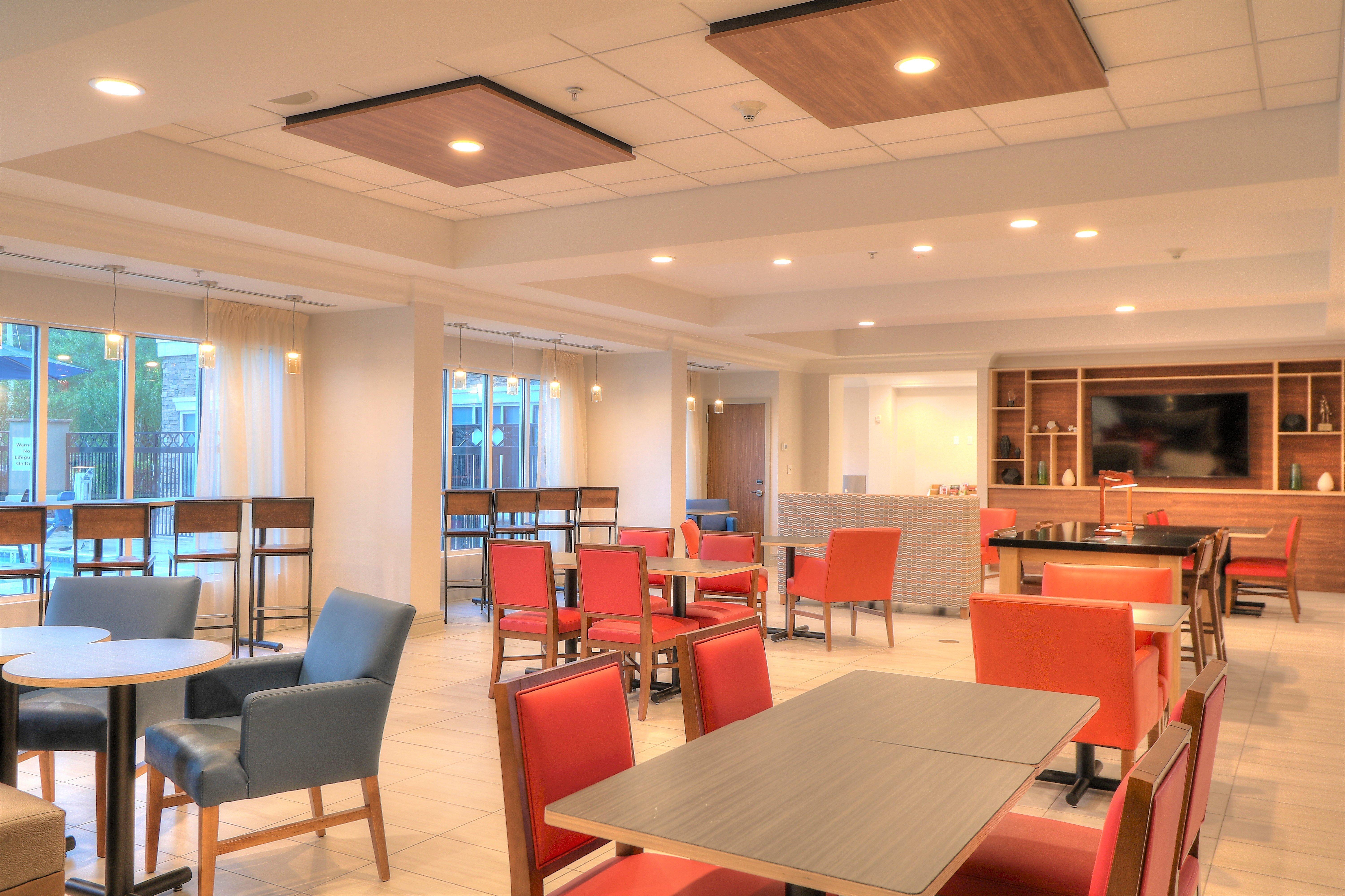 Holiday Inn Express Hotel & Suites Mobile Saraland By Ihg Bagian luar foto