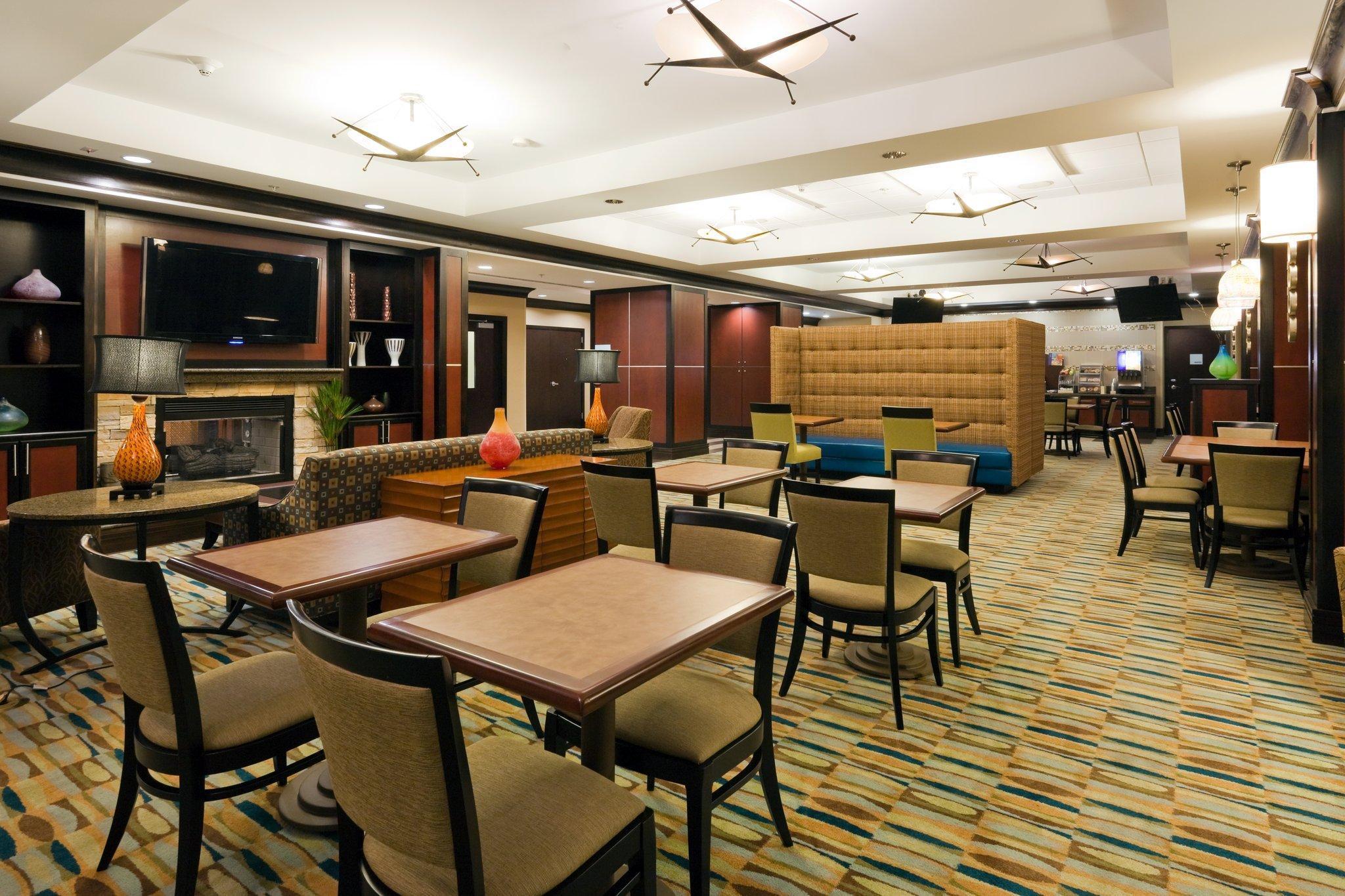 Holiday Inn Express Hotel & Suites Mobile Saraland By Ihg Bagian luar foto